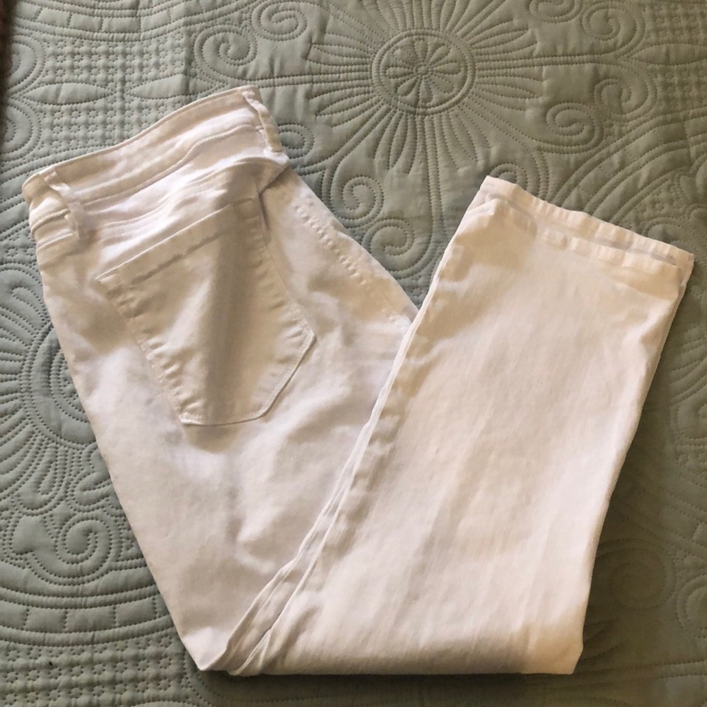 Loft curvy kick white Jeans